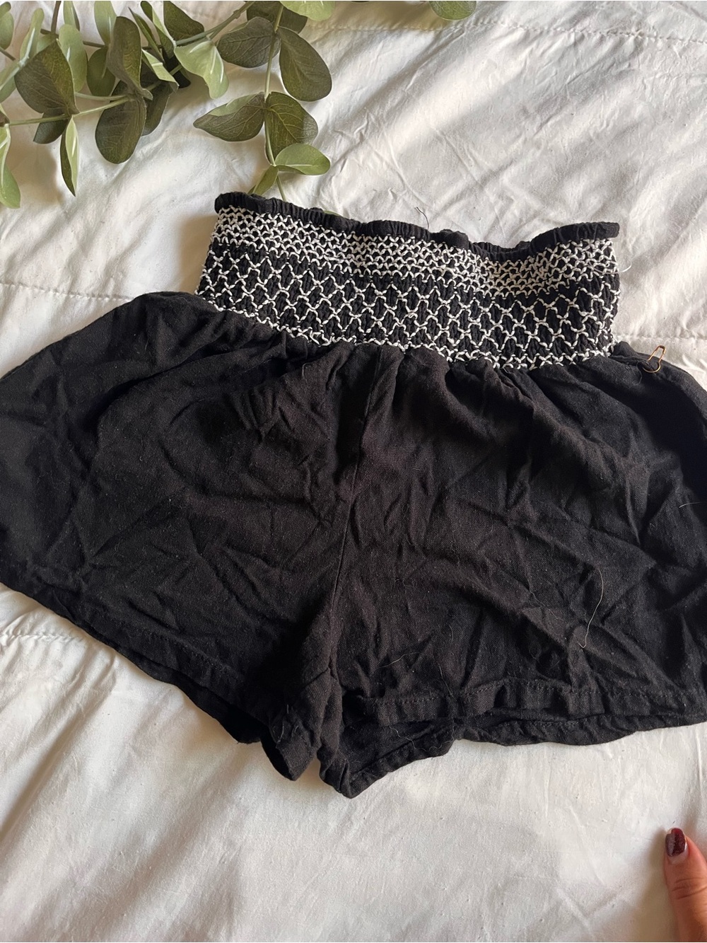 boho short black